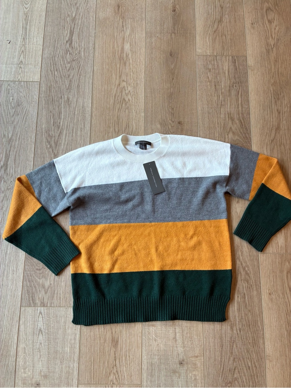 NWT French Connection Colorblock Crewneck Sweater White/Gray/Gold/Green soft M